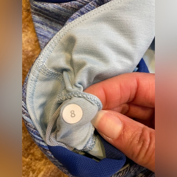 Lululemon Enhearten tank top size 8 - Picture 5 of 6